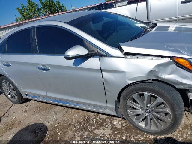 Hyundai Sonata Sport 2015 5NPE34AF2FH069596 Image 13