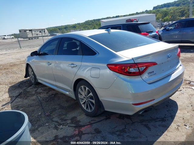 Hyundai Sonata Sport 2015 5NPE34AF2FH069596 Image 3