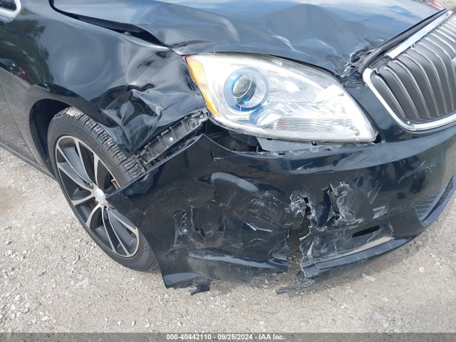 1G4PR5SKXH4109811 Buick Verano Sport Touring