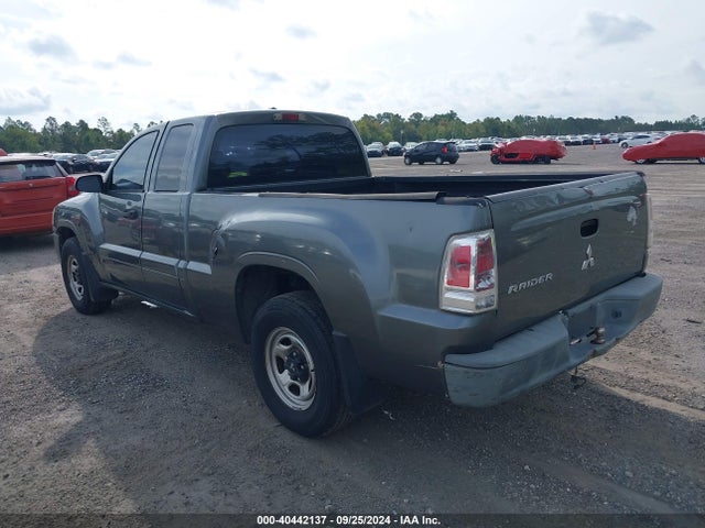 2007 MITSUBISHI RAIDER 1Z7HC22K07S213215 Photo 2