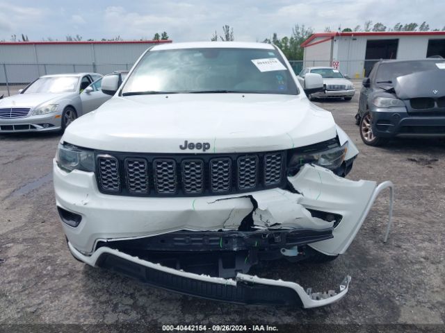 1C4RJEAG0MC719072 Jeep Grand Cherokee Laredo X 4x2