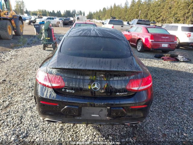 WDDWJ4KB5HF372154 Mercedes-Benz C 300 4matic