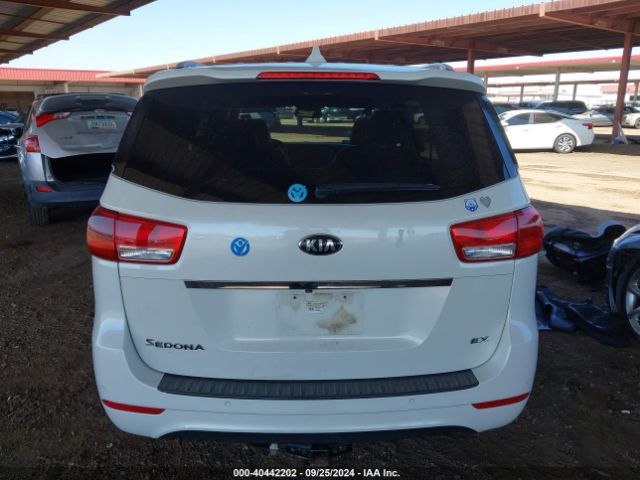 KNDMC5C16G6083936 KIA SEDONA EX