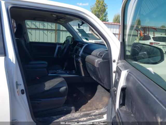 JTEBU5JR2G5305564 Toyota 4RUNNER SR5