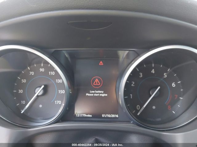 SADCJ2GX3JA285351 Jaguar F-pace 30t Premium
