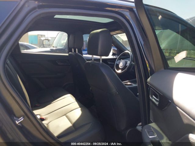 SADCJ2GX3JA285351 Jaguar F-pace 30t Premium