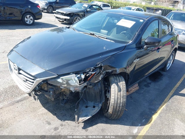 Mazda Mazda3 I Sport 2015 3MZBM1K78FM156125 Image 2