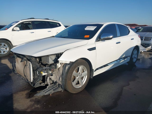 KIA Optima Lx 2015 KNAGM4A76F5584886 Image 2