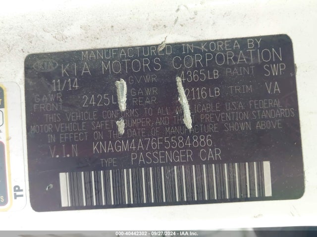 KIA Optima Lx 2015 KNAGM4A76F5584886 Image 9