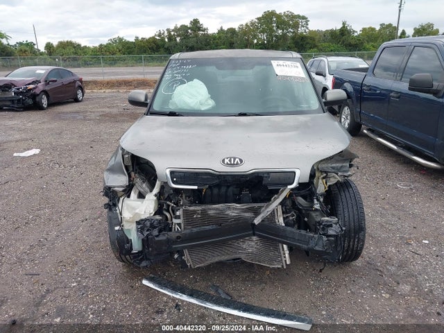 KIA Soul 2015 KNDJN2A22F7202145 Image 12