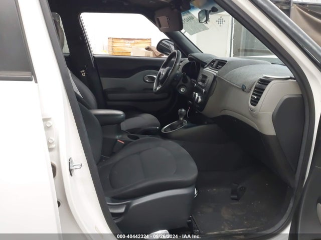 KIA Soul 2015 KNDJN2A29F7144194 Image 5