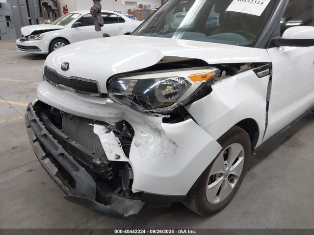 KIA Soul 2015 KNDJN2A29F7144194 Image 6