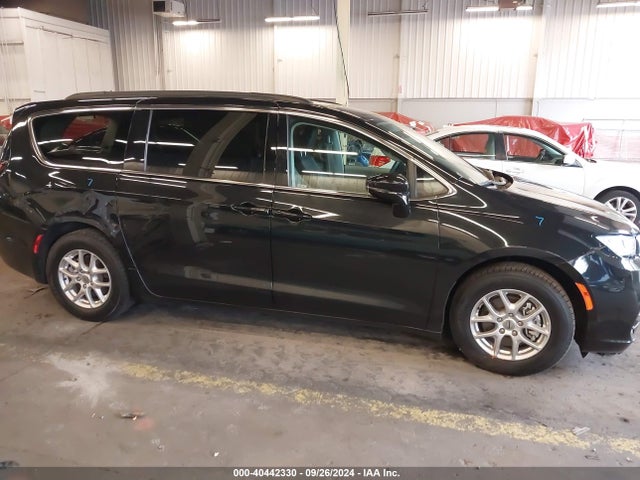 2C4RC1BG9NR211869 Chrysler Pacifica Touring L