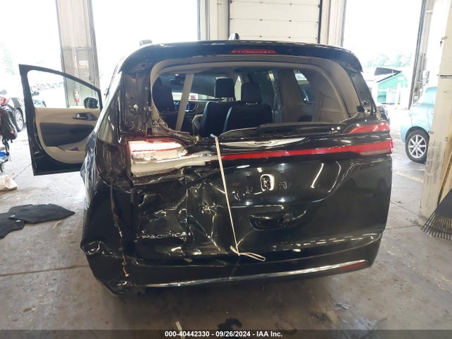 2C4RC1BG9NR211869 Chrysler Pacifica Touring L