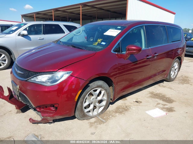 2C4RC1FG3KR549953 Chrysler Pacifica Touring Plus