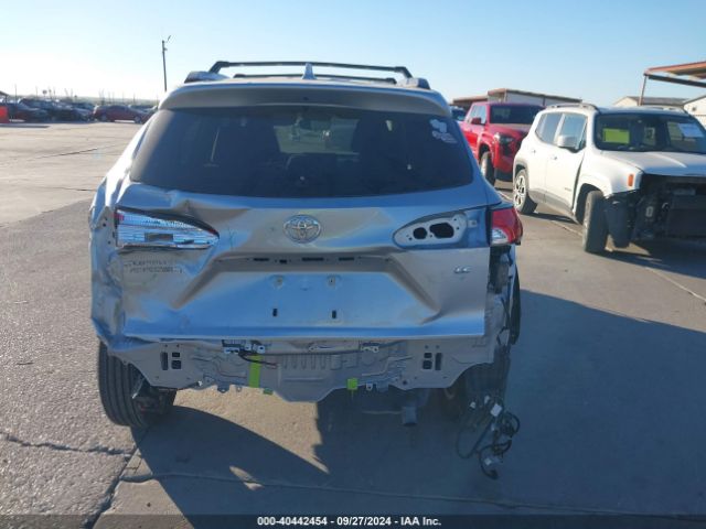 7MUCAAAG5PV048294 Toyota Corolla Cross Le