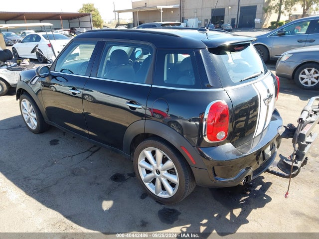 2013 MINI COUNTRYMAN WMWZC3C50DWP22852 Photo 2