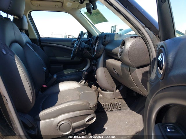 2013 MINI COUNTRYMAN WMWZC3C50DWP22852 Photo 4
