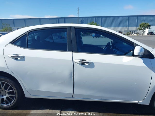 Toyota COROLLA LE 2015 5YFBURHE9FP232693 Image 14