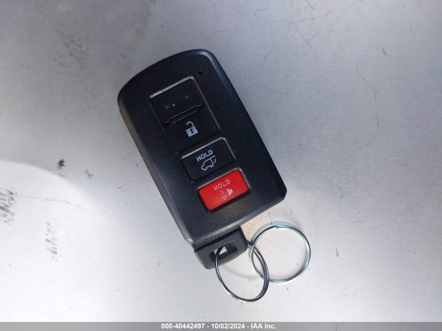 Toyota COROLLA SE 2017 5YFBURHE0HP618910 Image 11