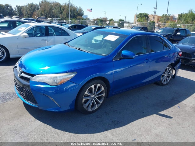 Toyota CAMRY SE 2017 4T1BF1FK7HU758813 Image 2