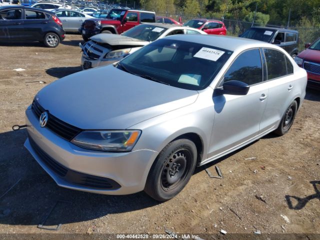 3VW2K7AJ5EM224286 Volkswagen Jetta 2.0l S