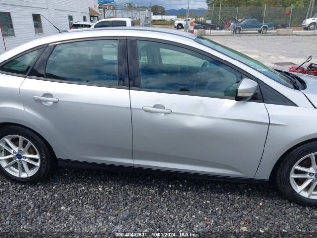 1FADP3F2XGL373875 Ford FOCUS SE