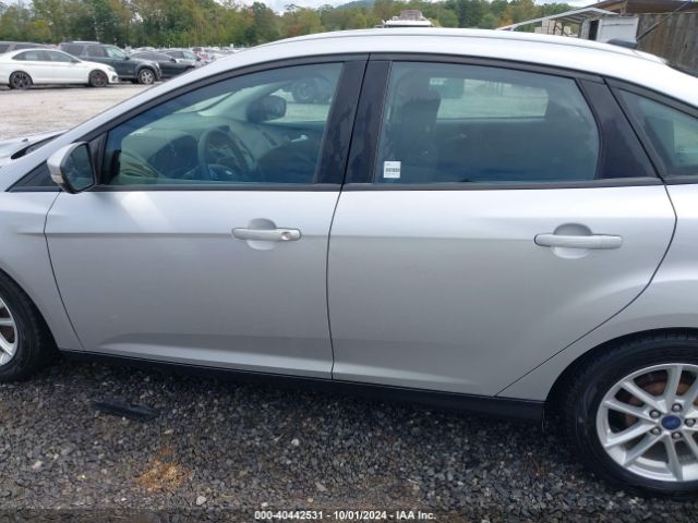 1FADP3F2XGL373875 Ford FOCUS SE