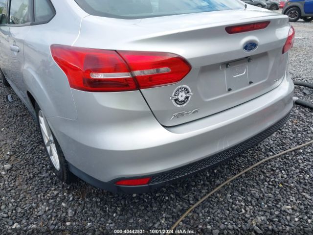 1FADP3F2XGL373875 Ford FOCUS SE