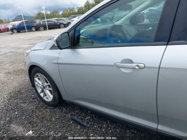 1FADP3F2XGL373875 Ford FOCUS SE