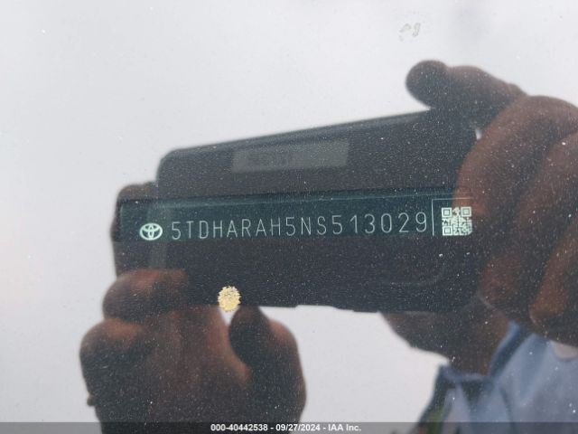 5TDHARAH5NS513029 Toyota Highlander Hybrid Xle