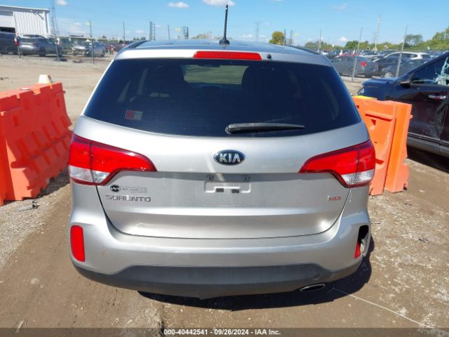 5XYKT3A60FG661857 KIA SORENTO LX