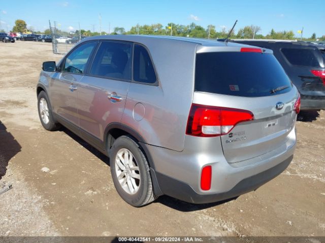 5XYKT3A60FG661857 KIA SORENTO LX