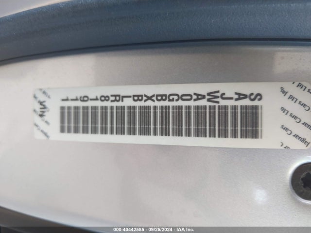 2011 JAGUAR XF SAJWA0GBXBLR81911 Photo 8