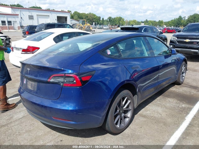 2023 TESLA MODEL 3 5YJ3E1EA1PF452654 Photo 3