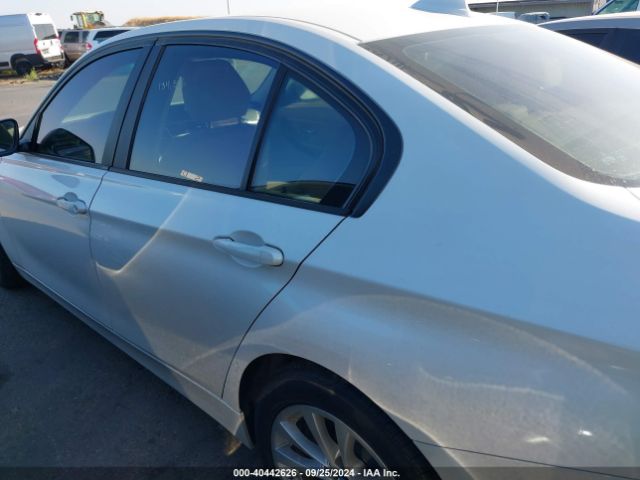 WBA8A9C59GK617081 BMW 320i