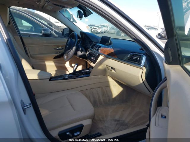 WBA8A9C59GK617081 BMW 320i