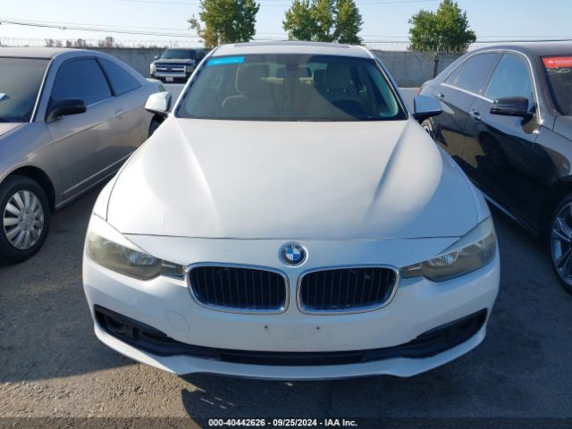 WBA8A9C59GK617081 BMW 320i