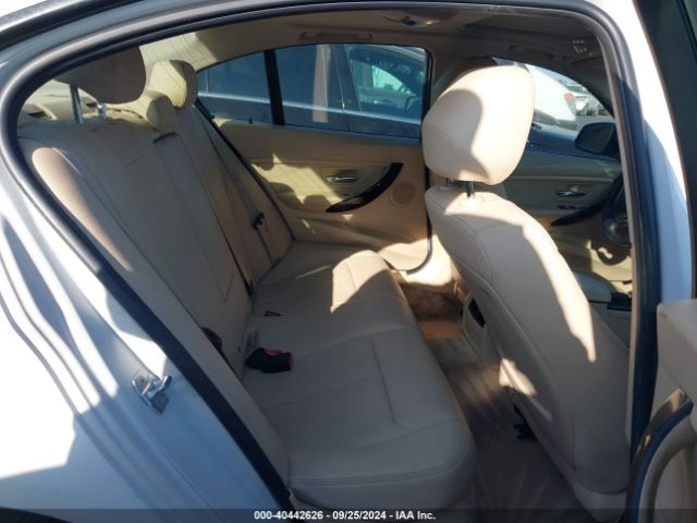 WBA8A9C59GK617081 BMW 320i