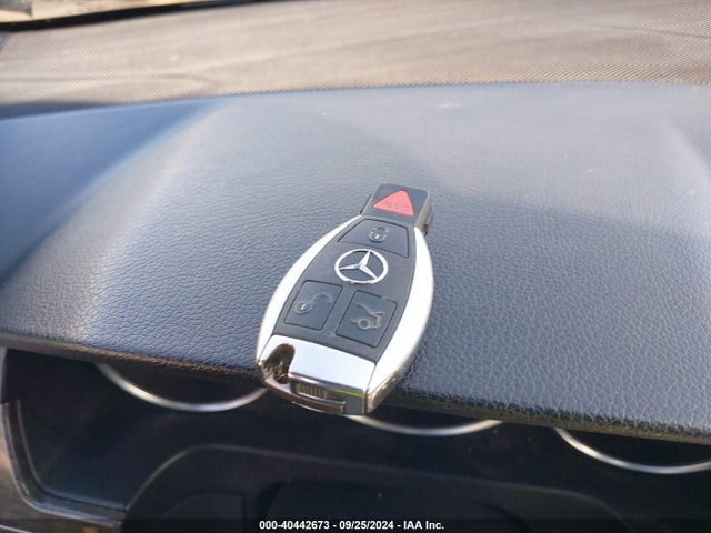 Mercedes-Benz E 350 2016 WDDHF5KB2GB208480 Image 11
