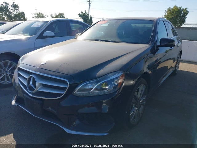 Mercedes-Benz E 350 2016 WDDHF5KB2GB208480 Image 2