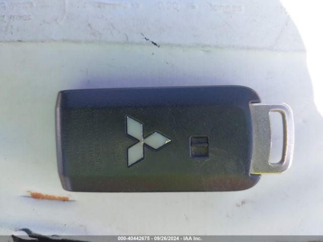 JA4AR3AW4JU003115 Mitsubishi Outlander Sport 2.4 Se