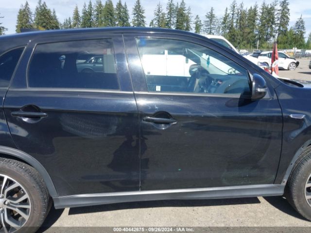 JA4AR3AW4JU003115 Mitsubishi Outlander Sport 2.4 Se