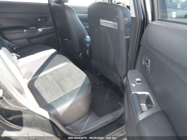 JA4AR3AW4JU003115 Mitsubishi Outlander Sport 2.4 Se