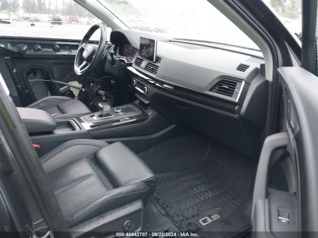 WA1CNAFY2J2200301 Audi Q5 2.0t Premium/2.0t Tech Premium