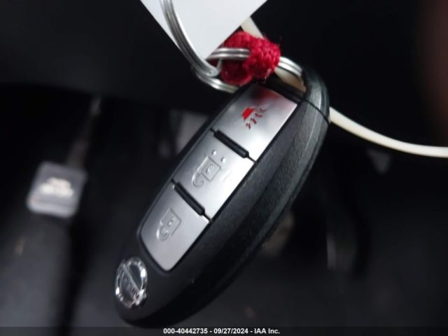 JN1BJ1CR6HW142385 Nissan Rogue Sport Sv