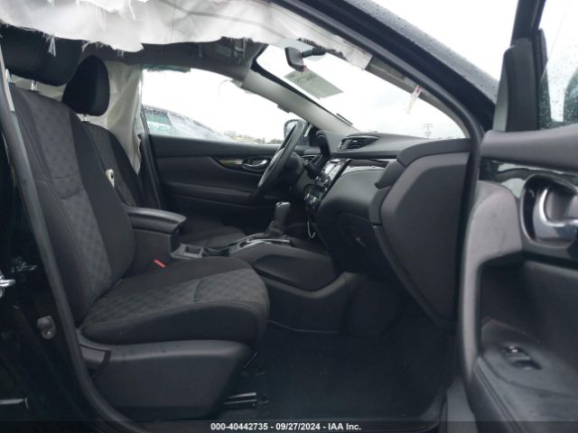 JN1BJ1CR6HW142385 Nissan Rogue Sport Sv