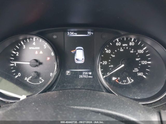 JN1BJ1CR6HW142385 Nissan Rogue Sport Sv