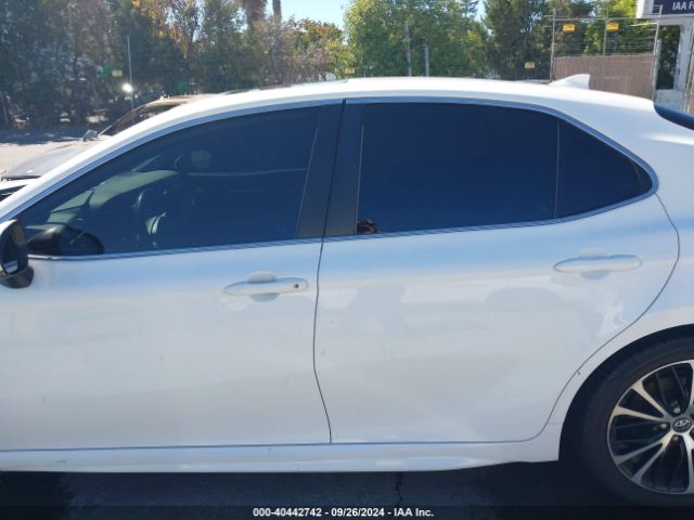 4T1B21HK5KU518272 Toyota Camry Hybrid Se