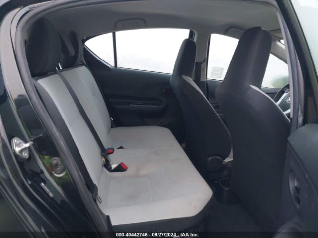 JTDKDTB3XF1105637 Toyota Prius C One